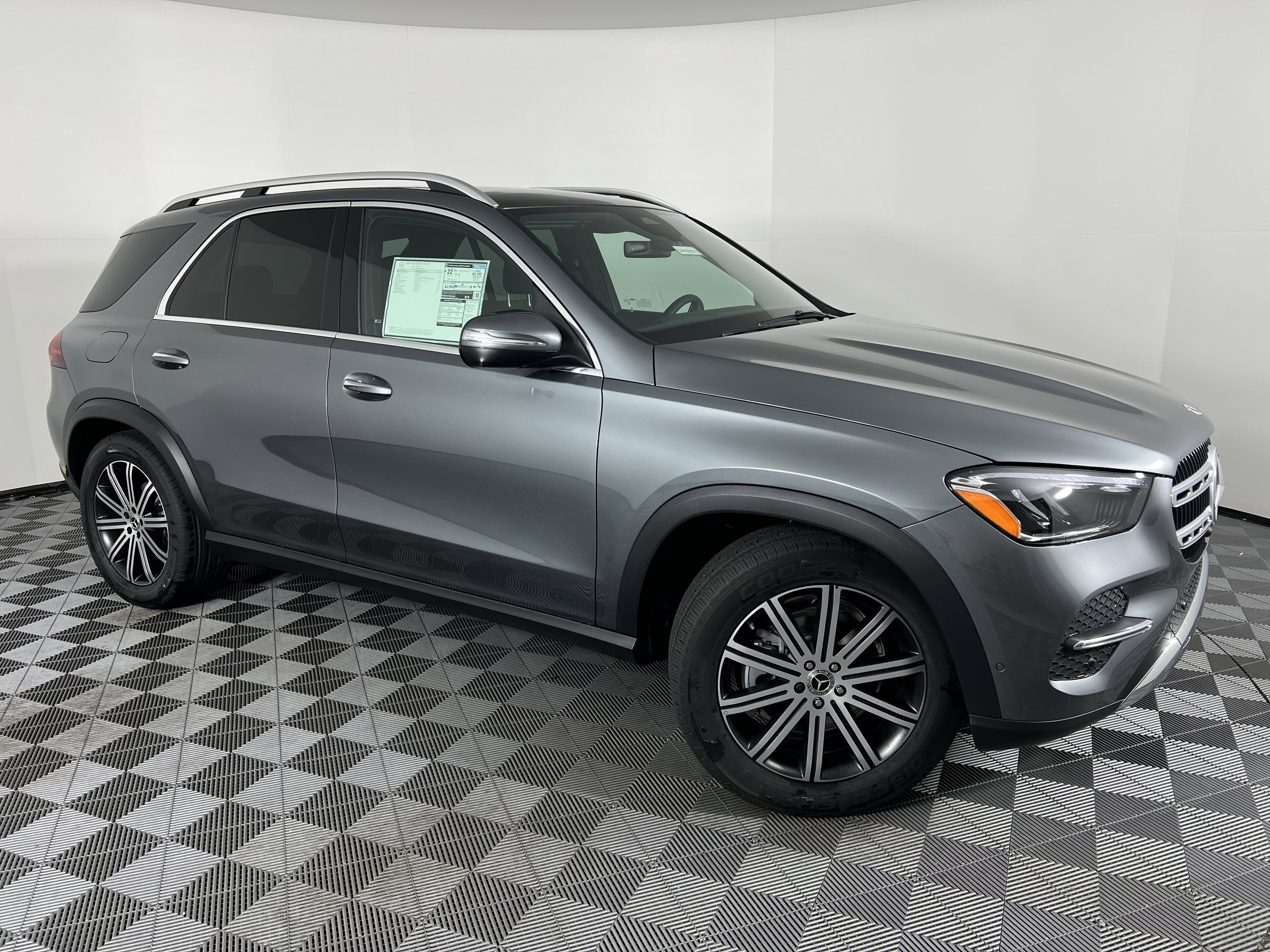 New 2026 Mercedes-Benz GLE 350 350 4MATIC image 2
