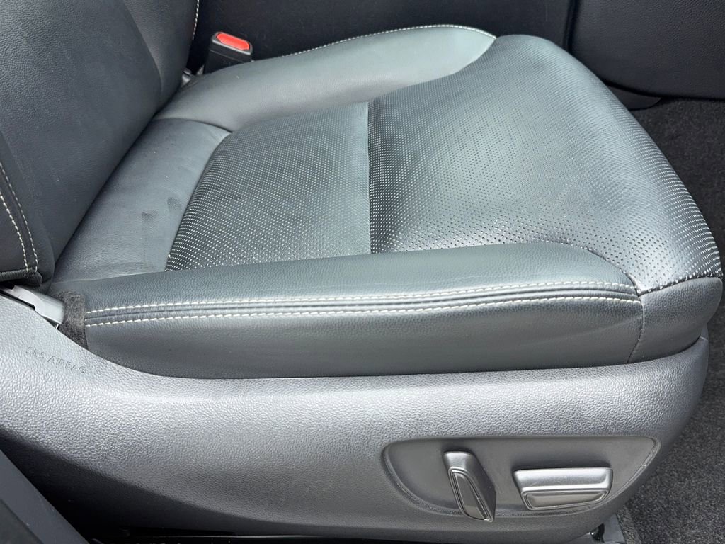 Used 2024 Toyota Land Cruiser image 44