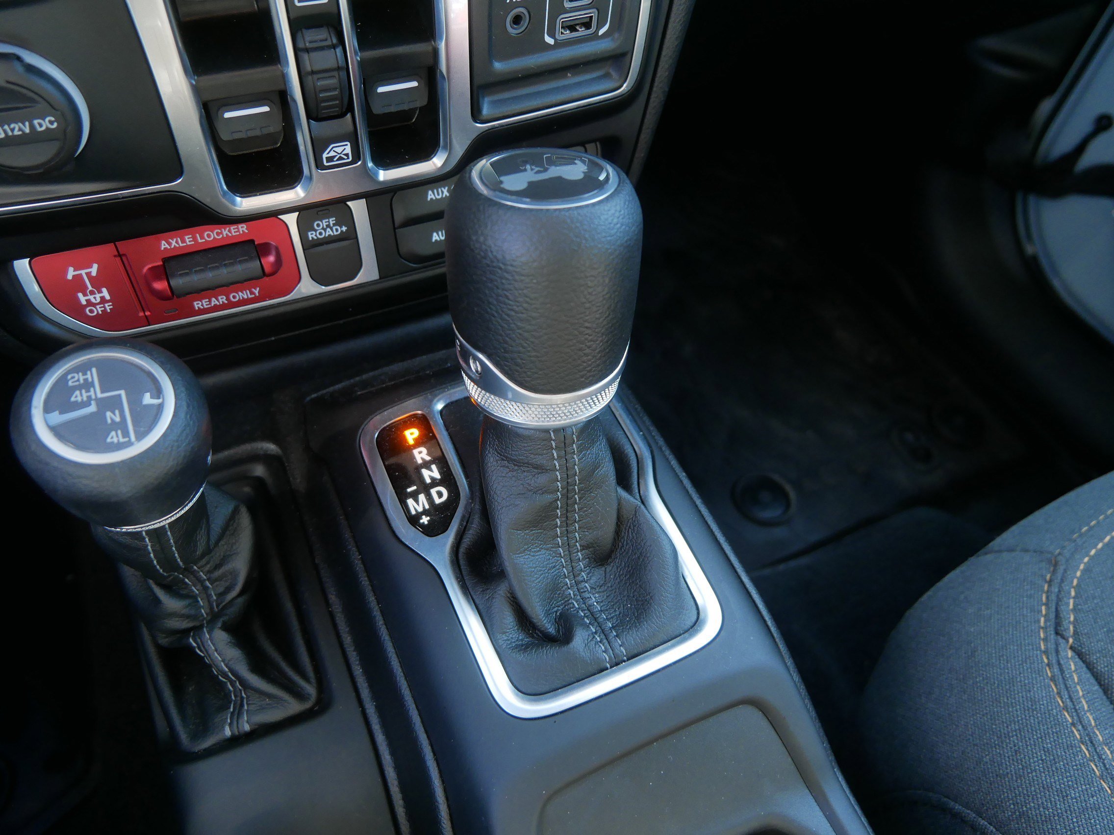 Used 2024 Jeep Wrangler Willys image 27