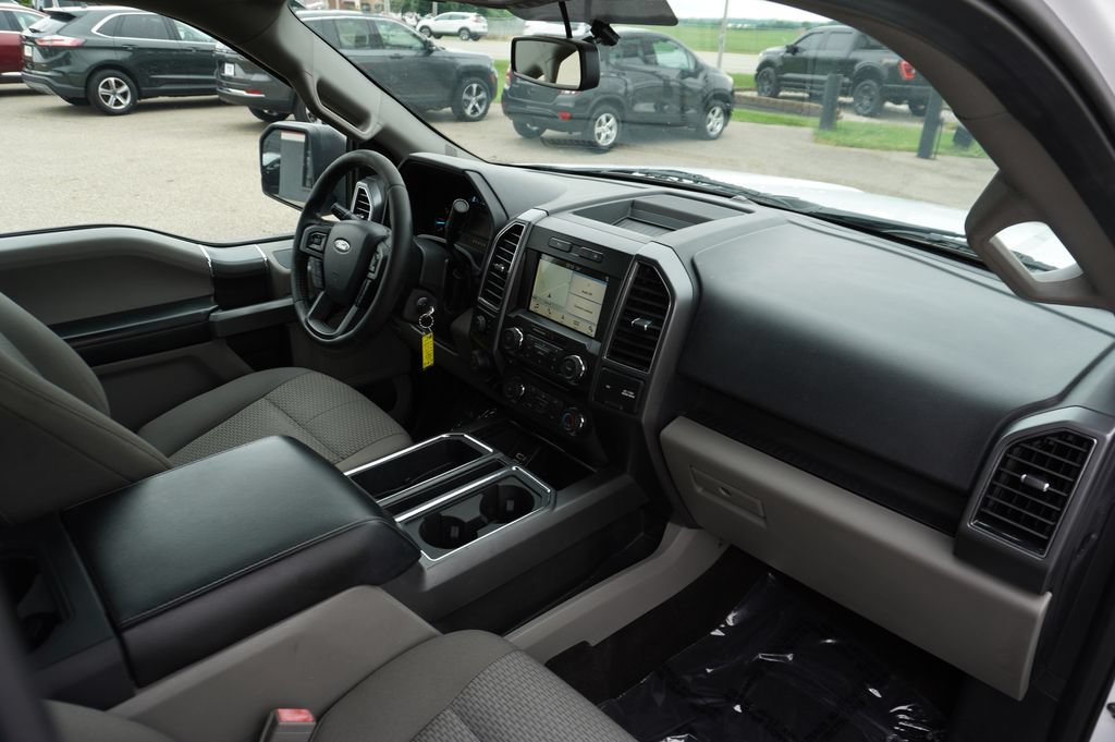 Used 2018 Ford F150 XLT w/ Equipment Group 302A Luxury AWD/4WD image 28