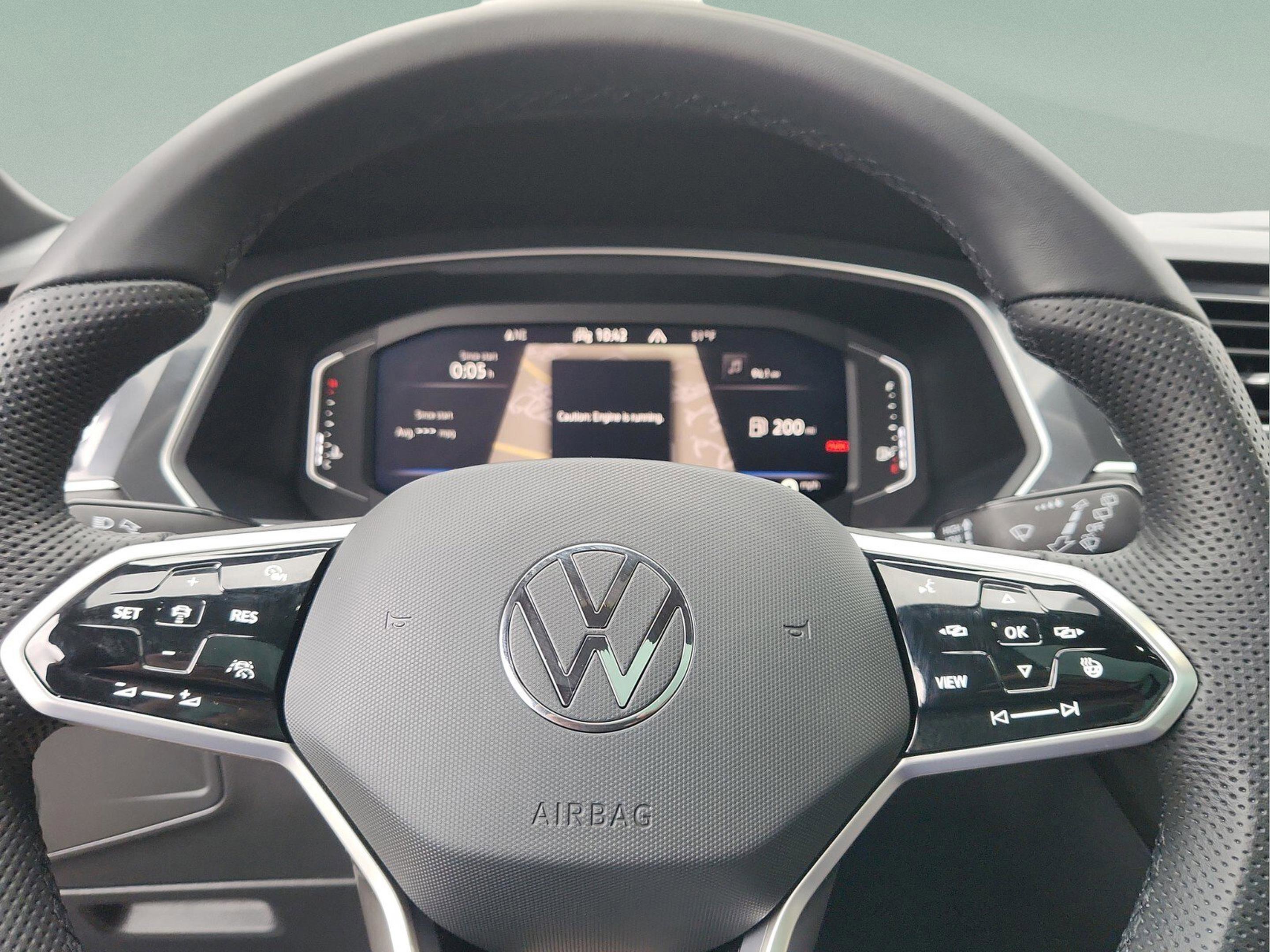 Used 2024 Volkswagen Tiguan SEL R-Line image 22