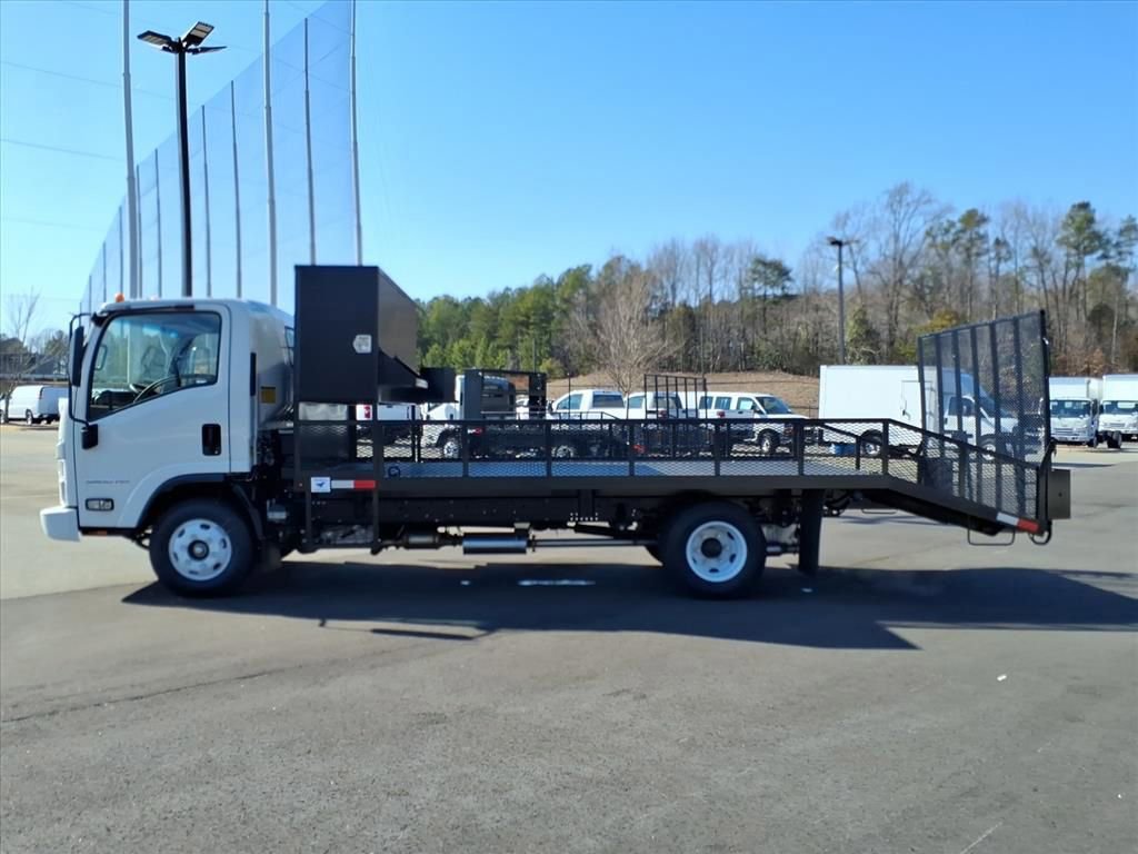 New 2025 Chevrolet Low Cab Forward image 29