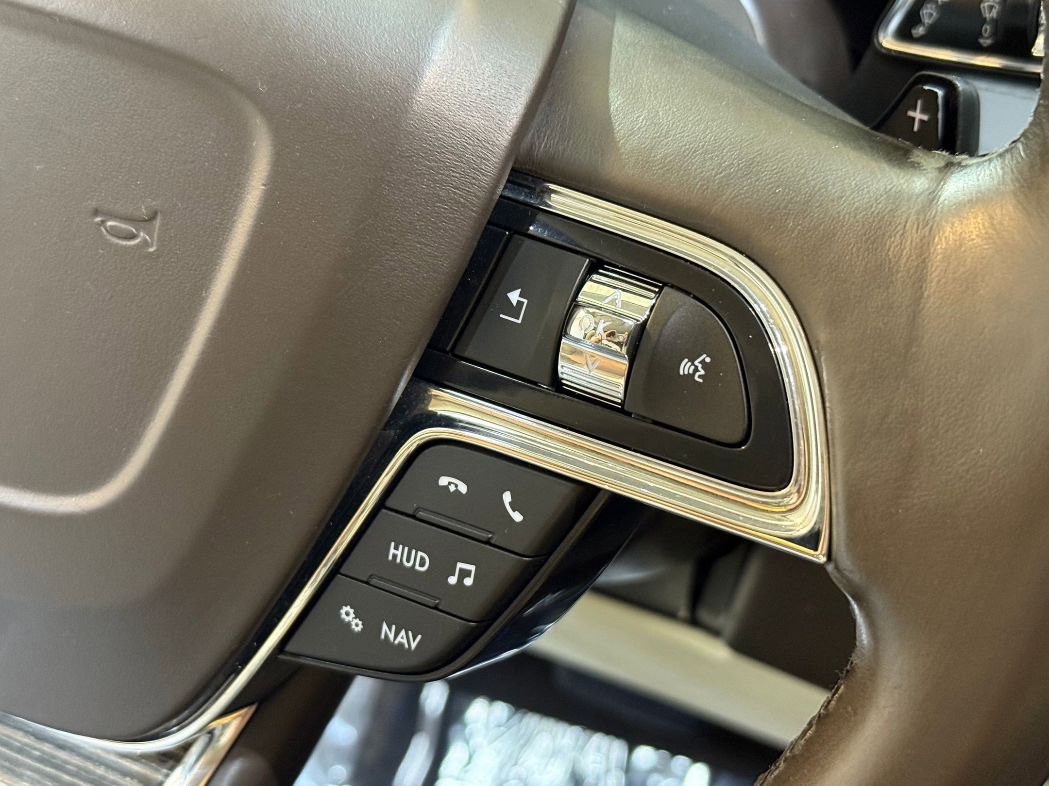 Used 2021 Lincoln Navigator Black Label AWD/4WD image 27