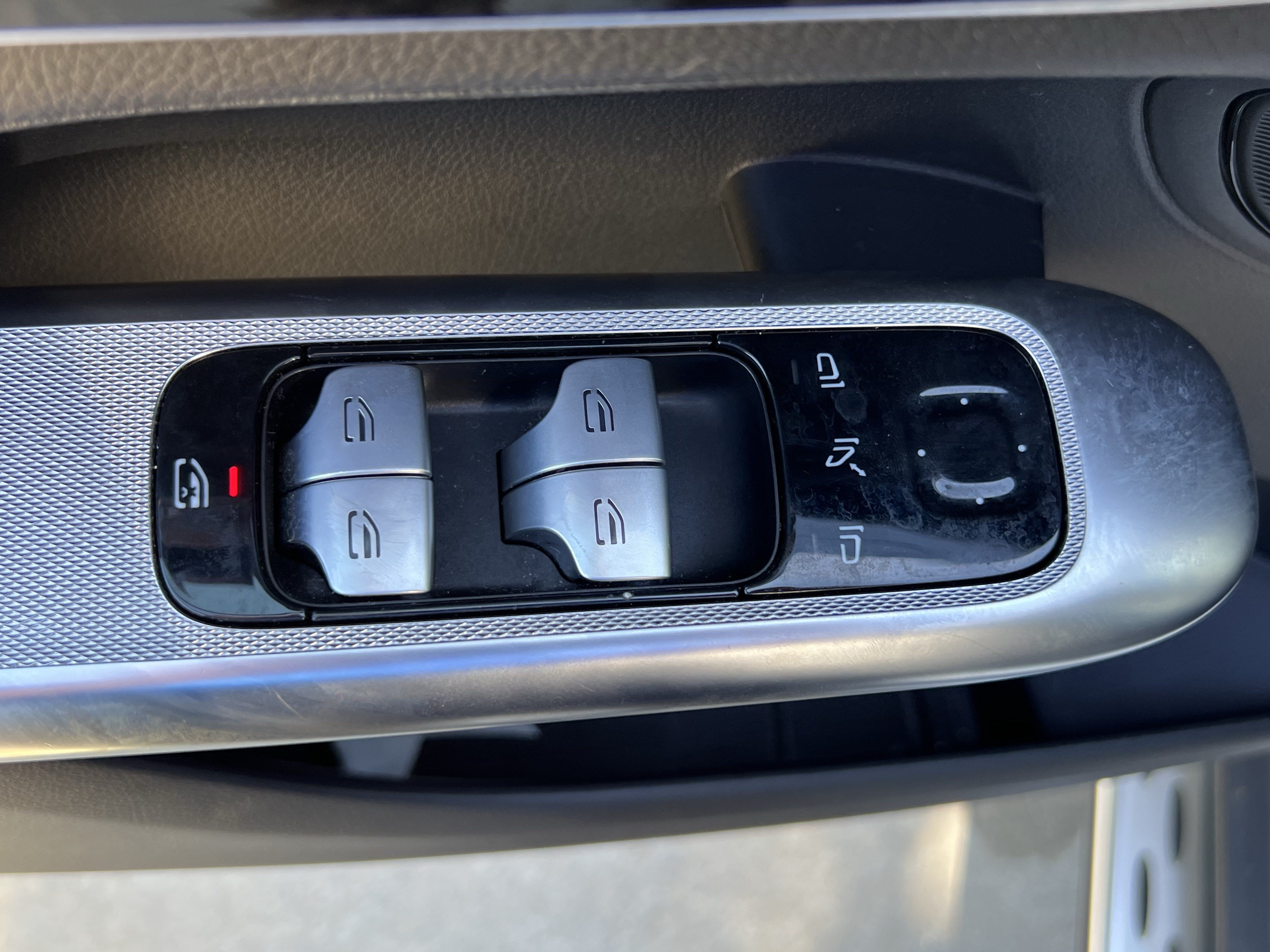 Used 2023 Mercedes-Benz GLC 300 4MATIC w/ AMG Line image 15