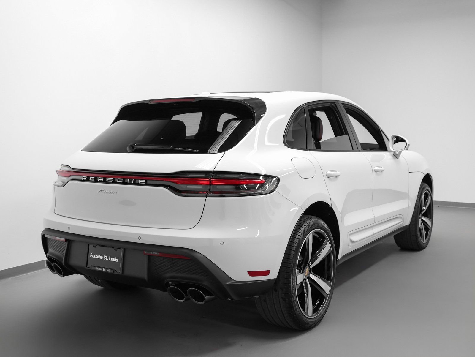 New 2026 Porsche Macan image 12