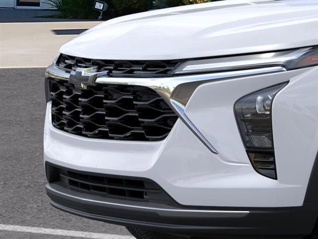 New 2025 Chevrolet Trax LT w/ Driver Confidence Package image 13