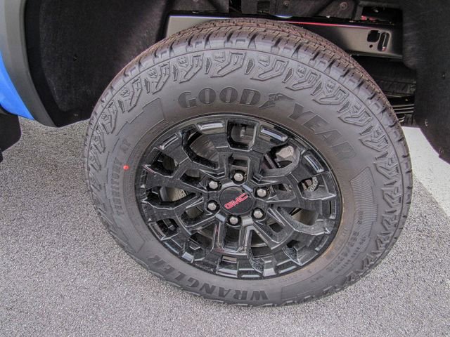 New 2026 GMC Canyon Elevation image 9