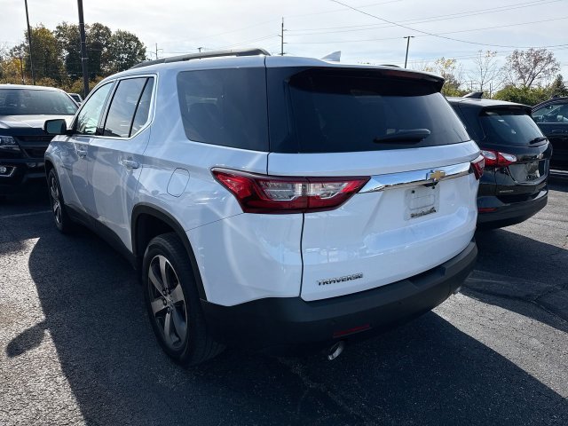 Used 2019 Chevrolet Traverse LT w/ LT Premium Package FWD image 2