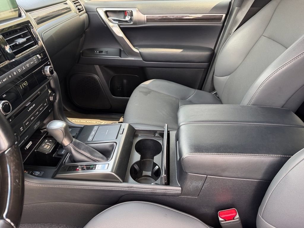 Used 2022 Lexus GX 460 Premium AWD/4WD image 12