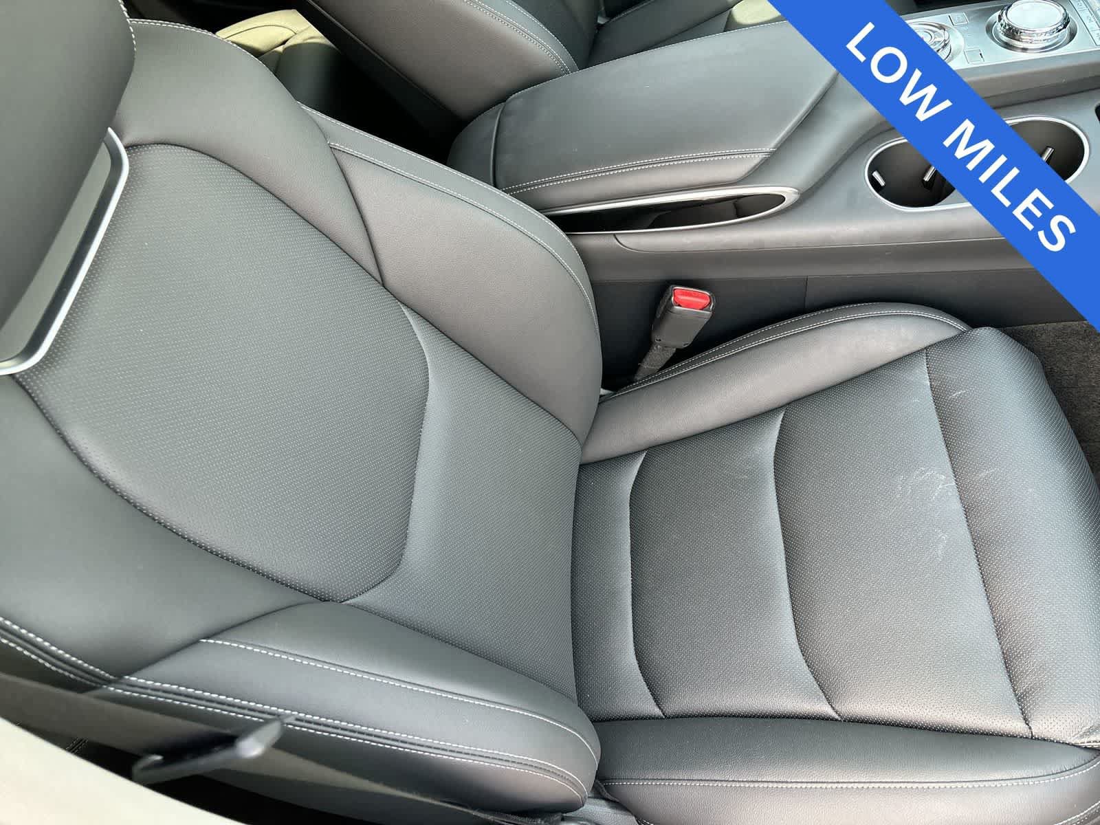 Certified 2024 Genesis GV70 2.5T AWD/4WD image 22