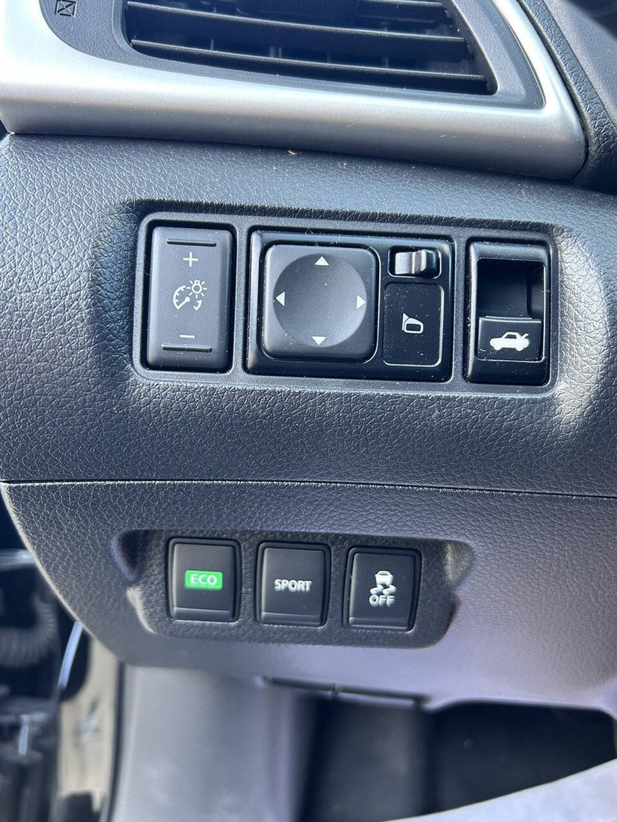 Used 2016 Nissan Sentra S FWD image 15