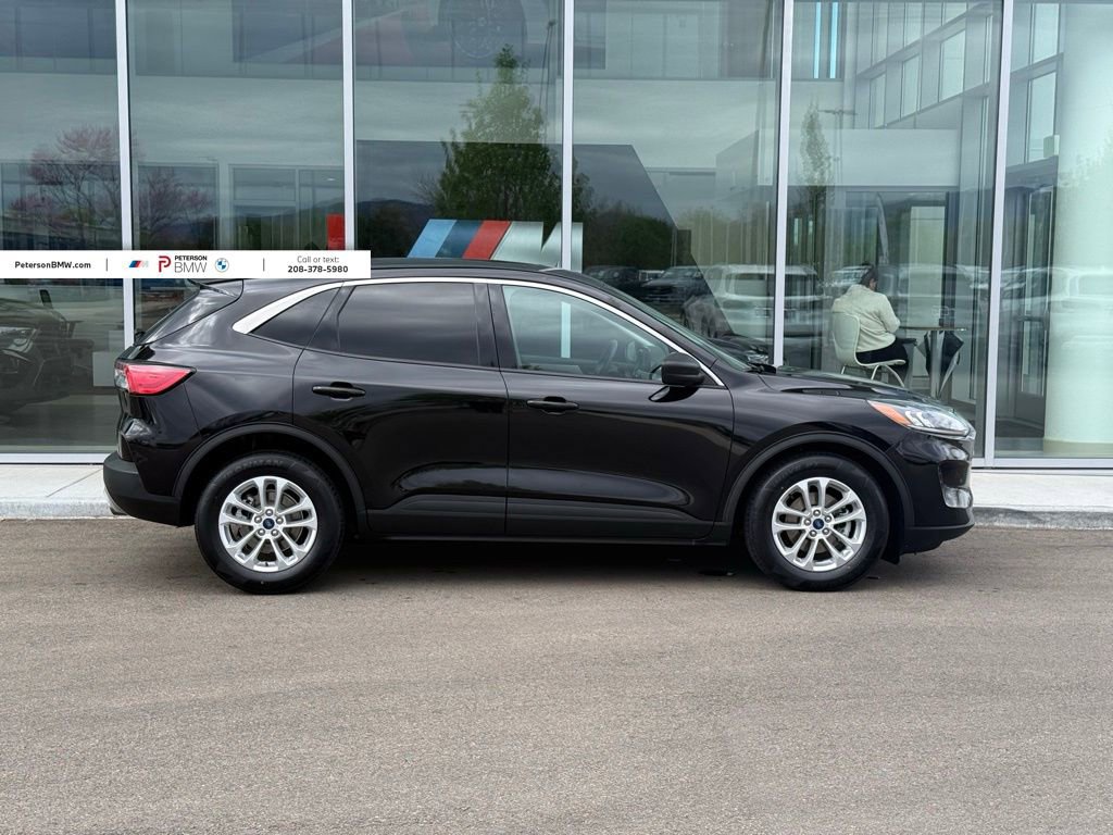 Used 2022 Ford Escape SE image 6