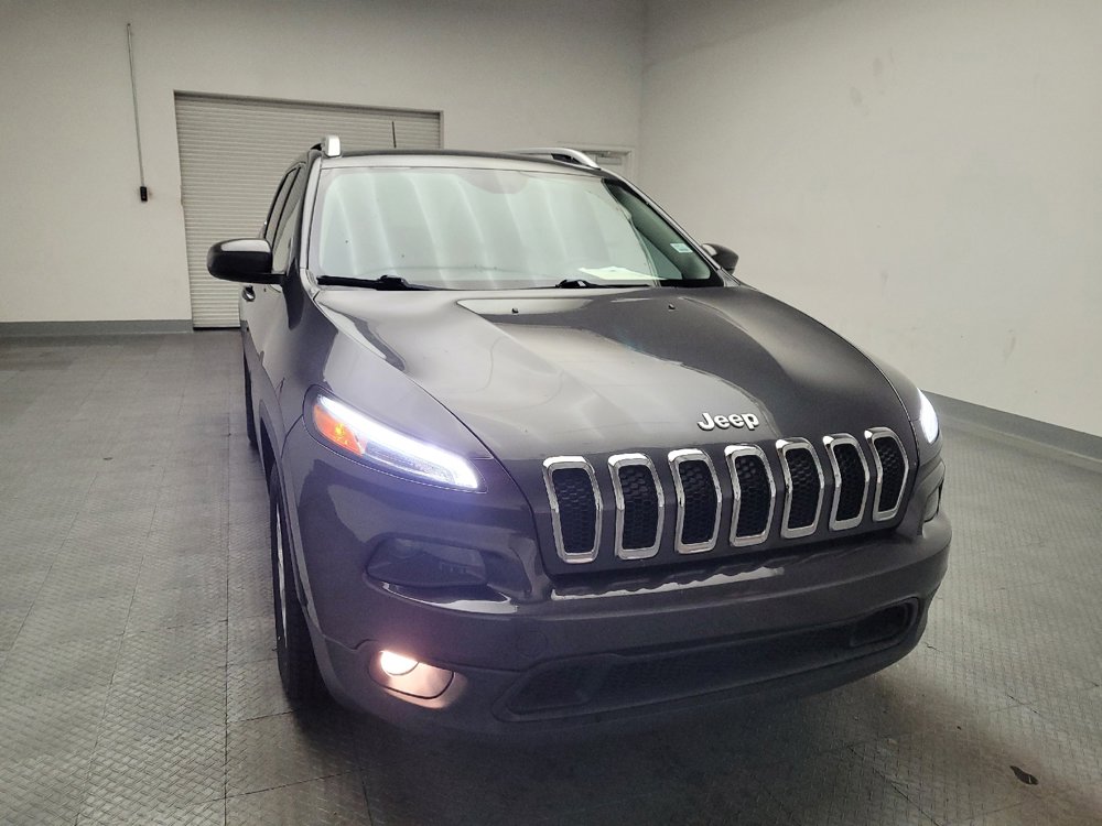 Used 2016 Jeep Cherokee Latitude w/ Trailer Tow Group image 14