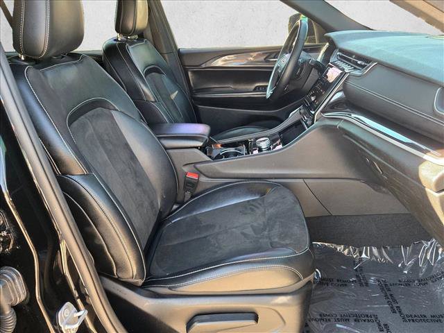 Used 2021 Jeep Grand Cherokee L Laredo image 22