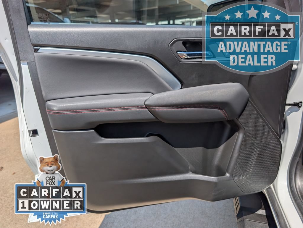 Used 2024 Chevrolet Colorado Z71 w/ Z71 Convenience Package 2 AWD/4WD image 17