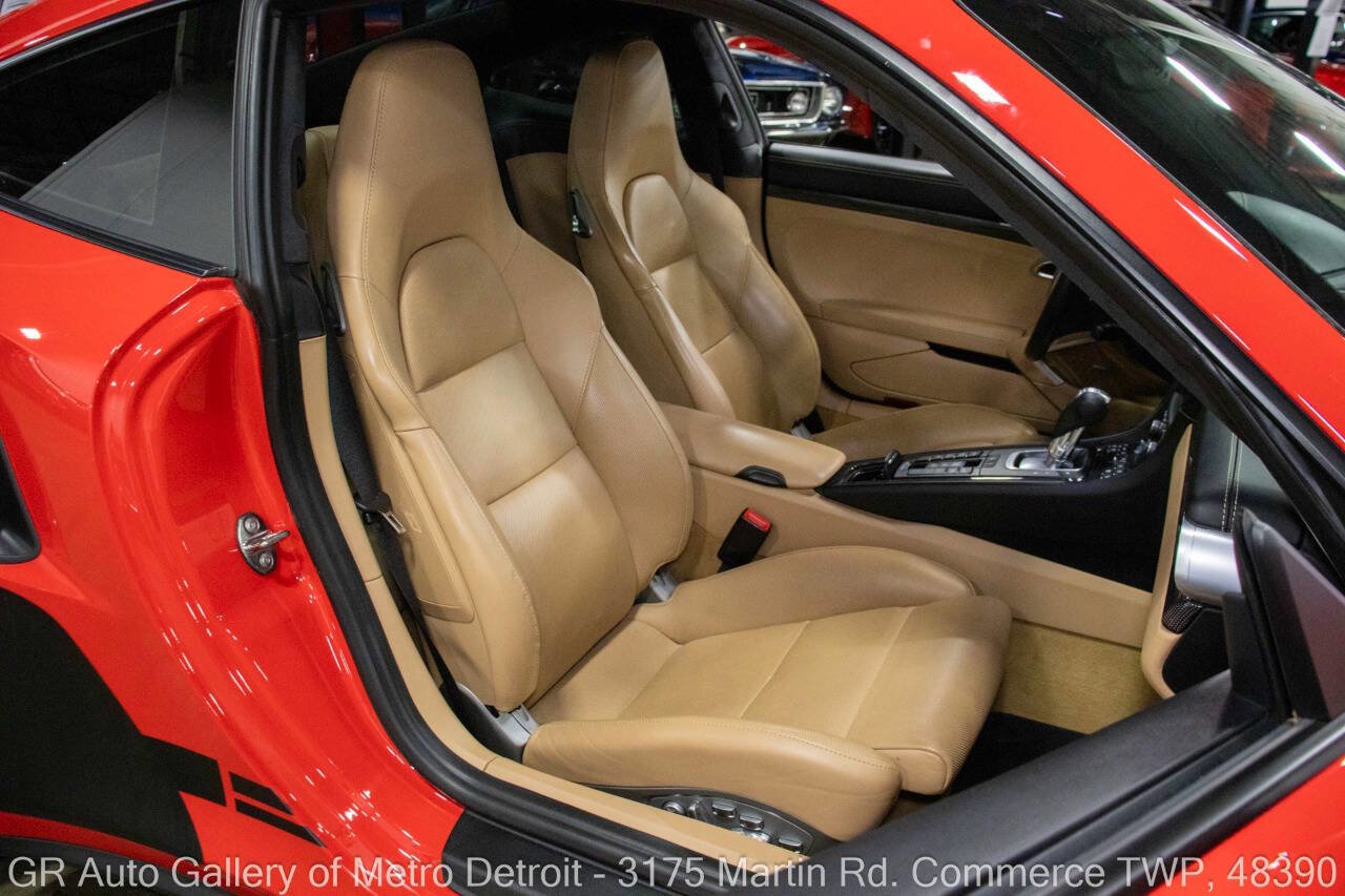 Used 2014 Porsche 911 Turbo S image 38