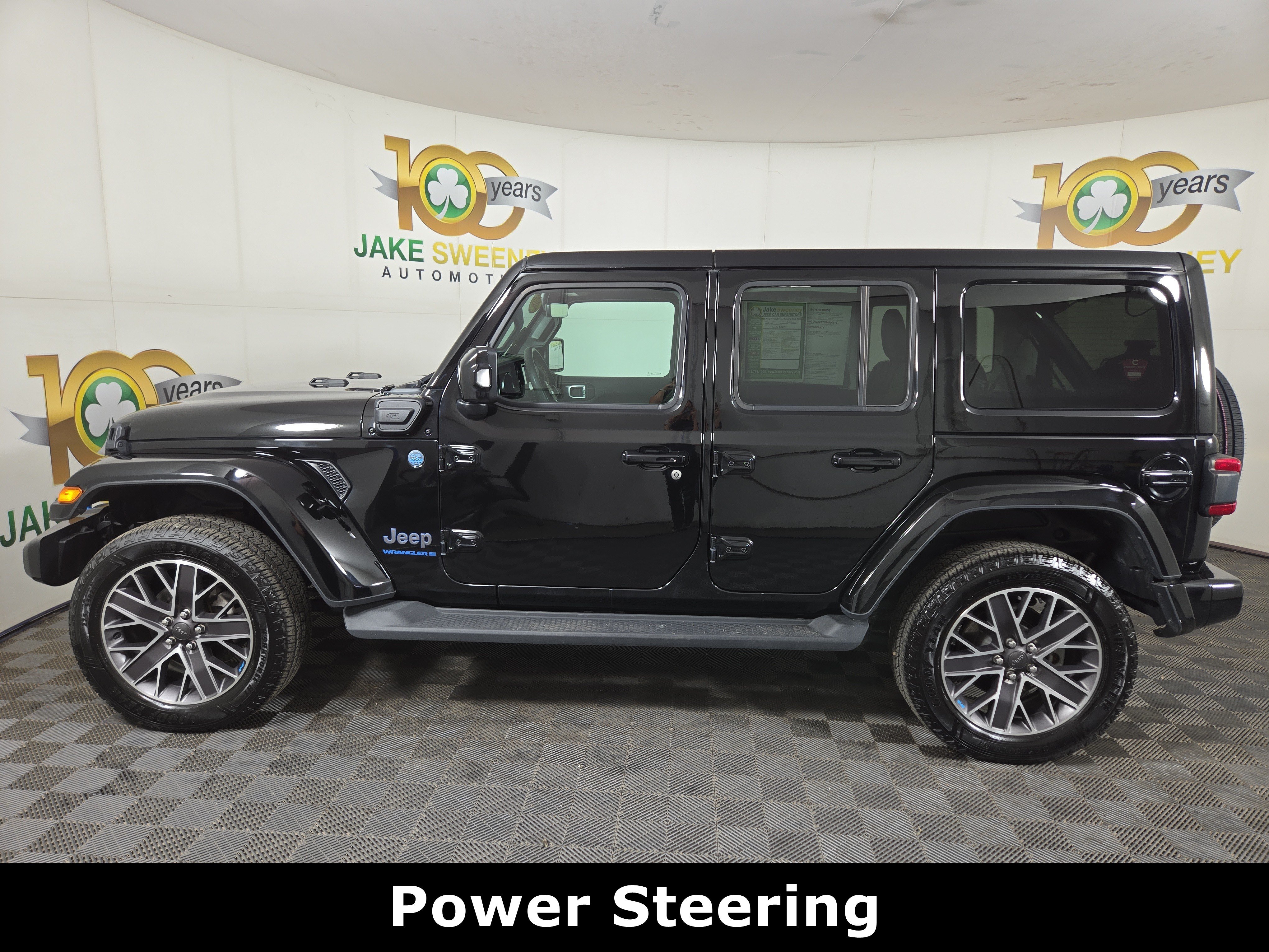Certified 2023 Jeep Wrangler Unlimited Sahara AWD/4WD image 6