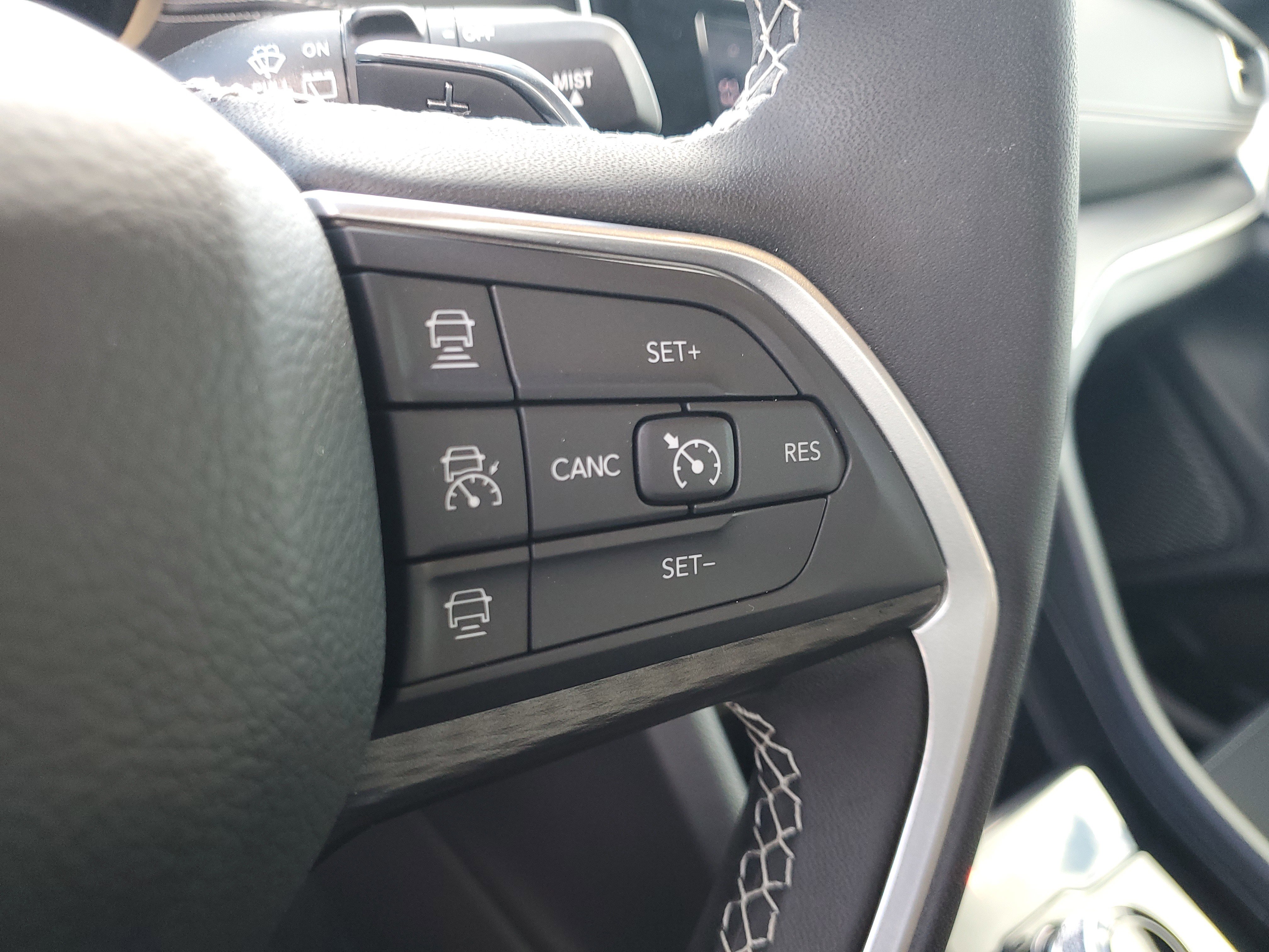 Used 2025 Jeep Grand Cherokee L Laredo w/ Trailer Tow Package image 21