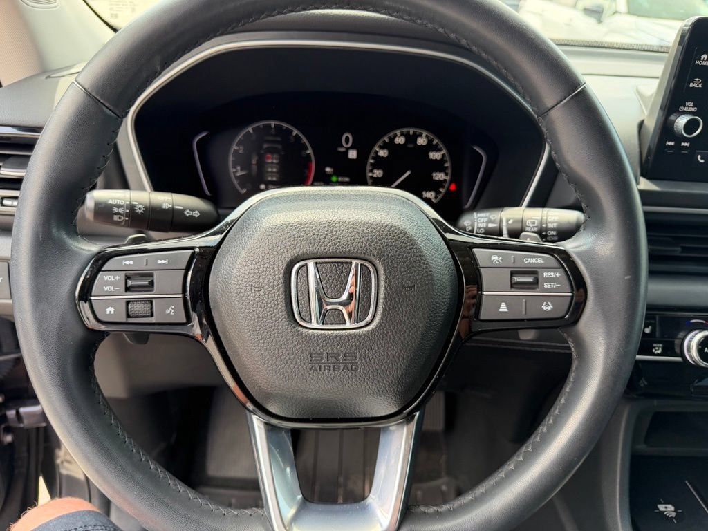 Used 2023 Honda Pilot EX-L image 23