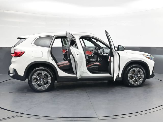 Used 2023 BMW X1 xDrive28i w/ Premium Package AWD/4WD image 44