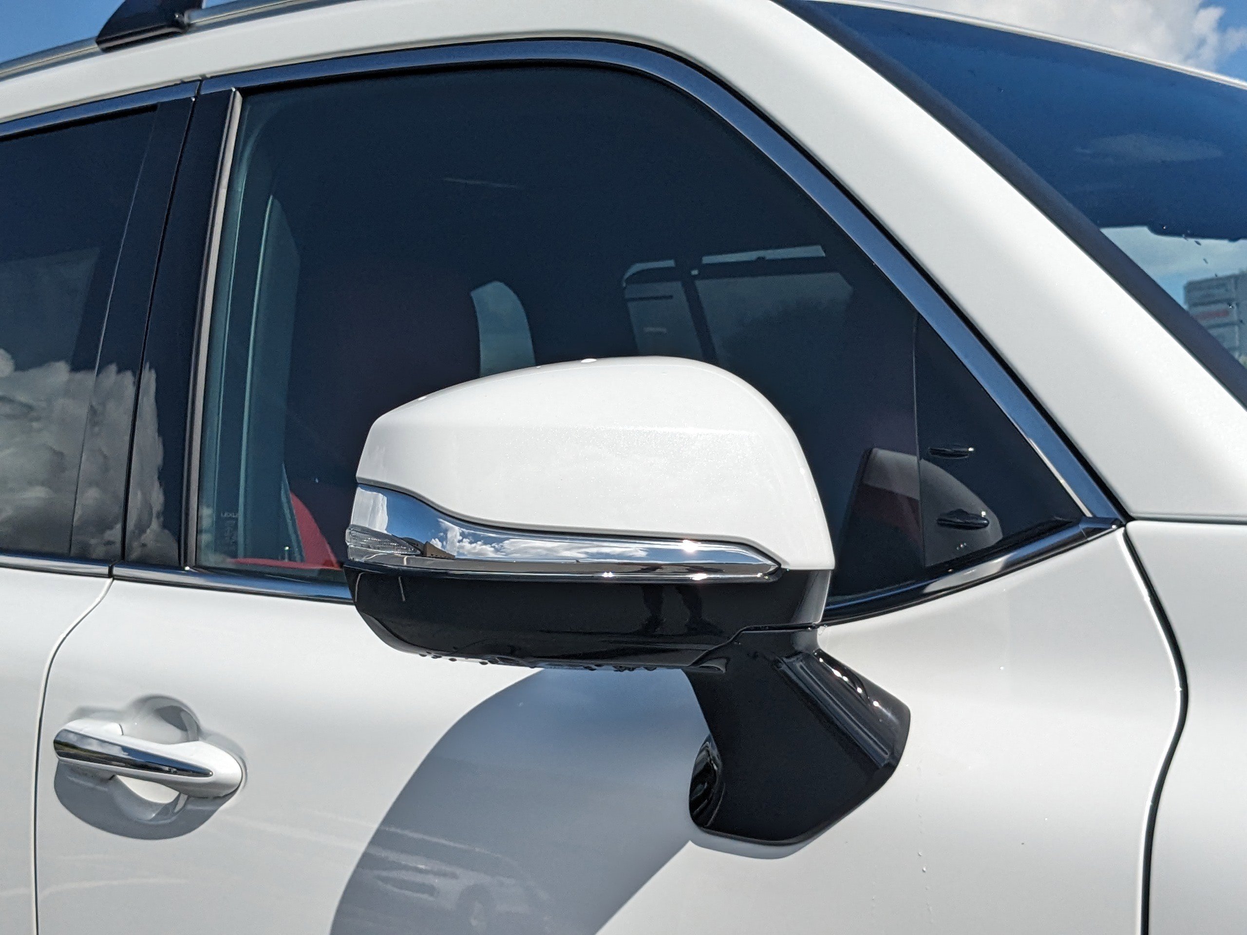 New 2025 Lexus LX 600 F Sport w/ Accessory Package (2T) image 12