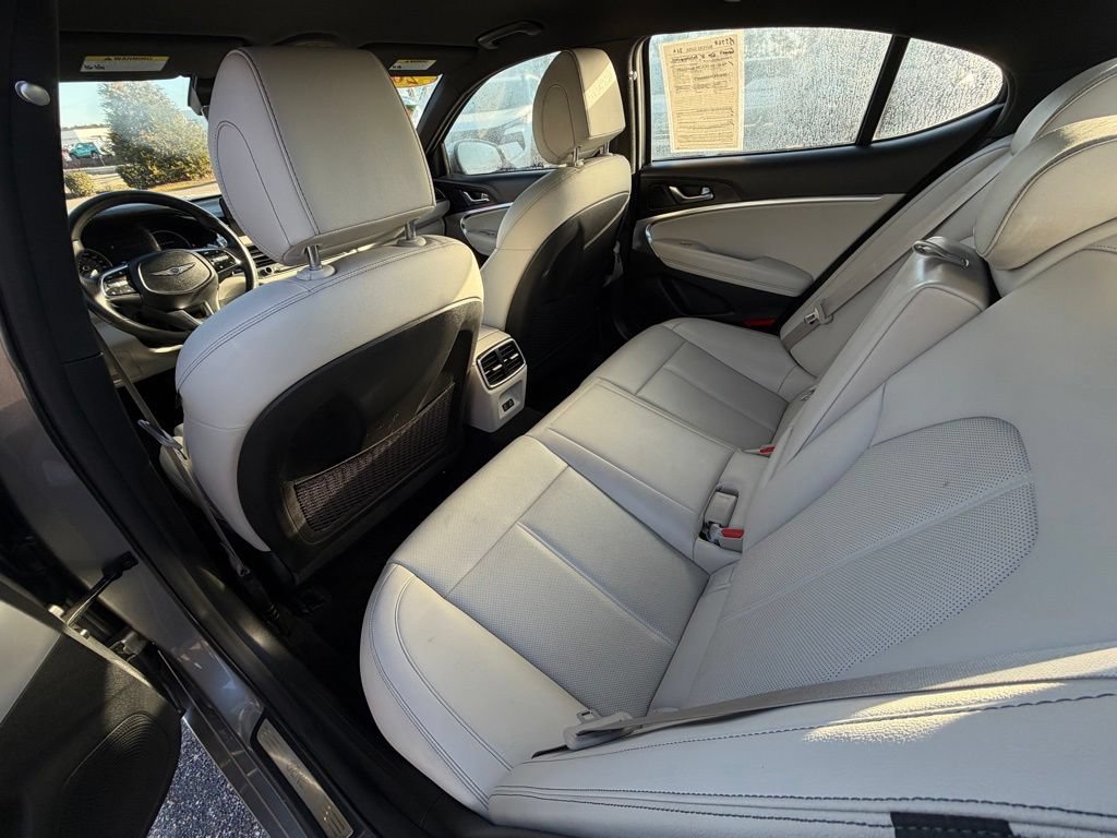 Used 2025 Genesis G70 2.5T RWD image 22