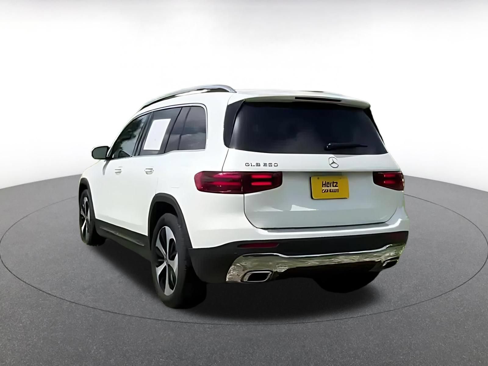 Used 2025 Mercedes-Benz GLB 250 image 11