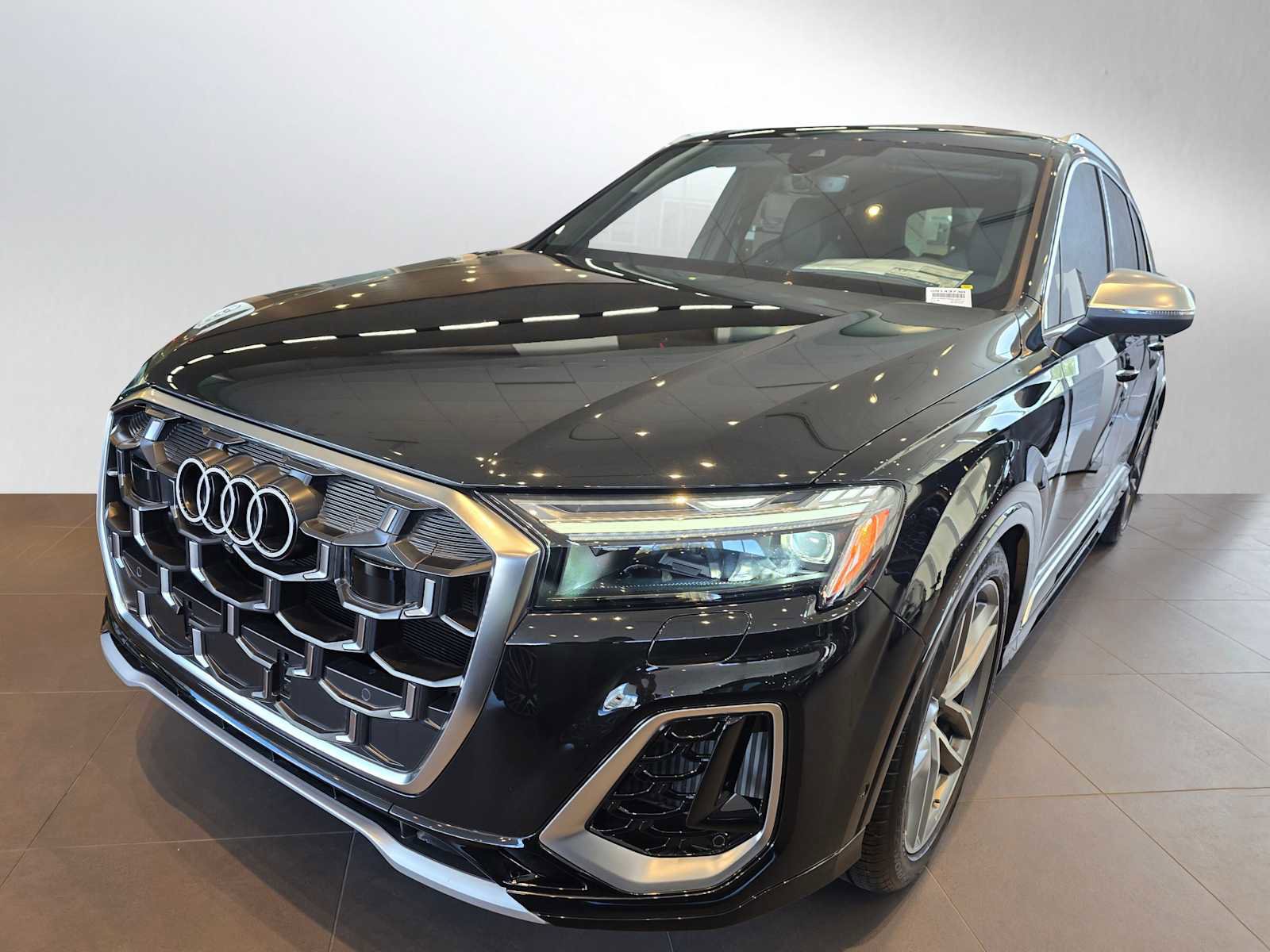 New 2025 Audi SQ7 Premium Plus image 7