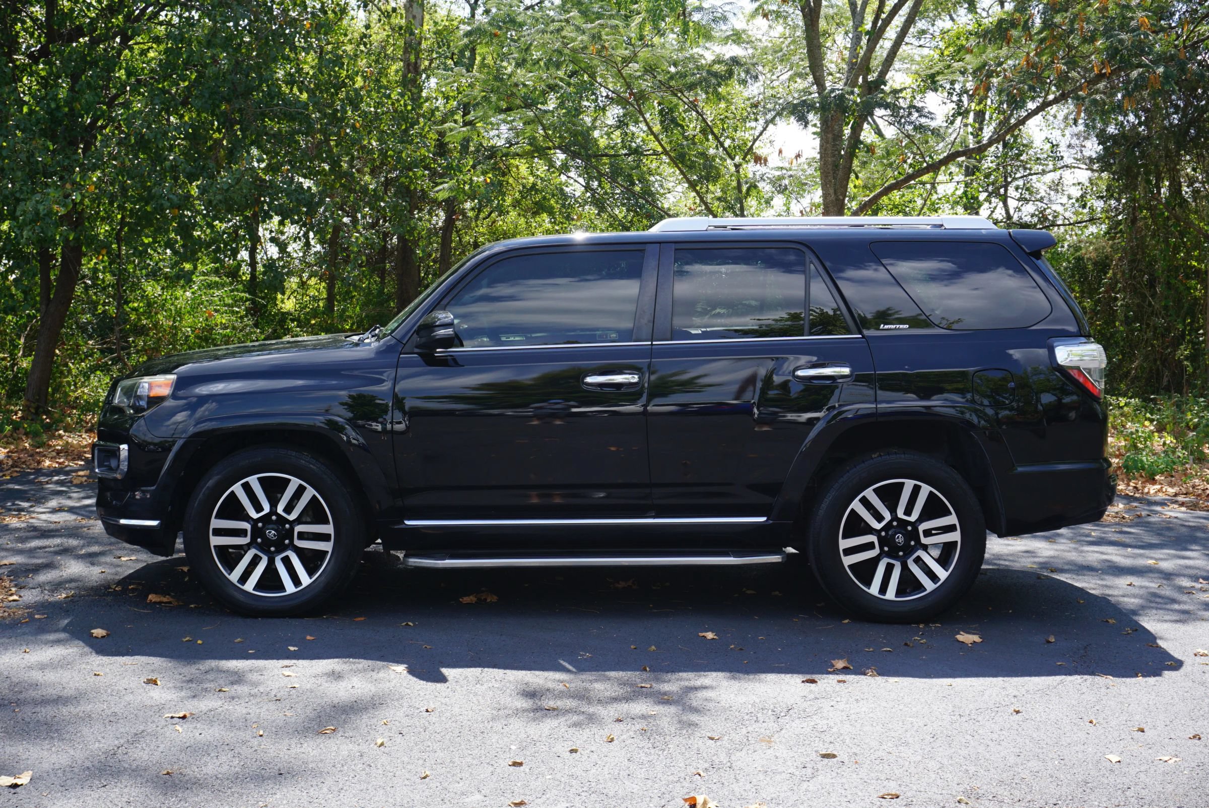 Used 2016 Toyota 4Runner Limited RWD image 8