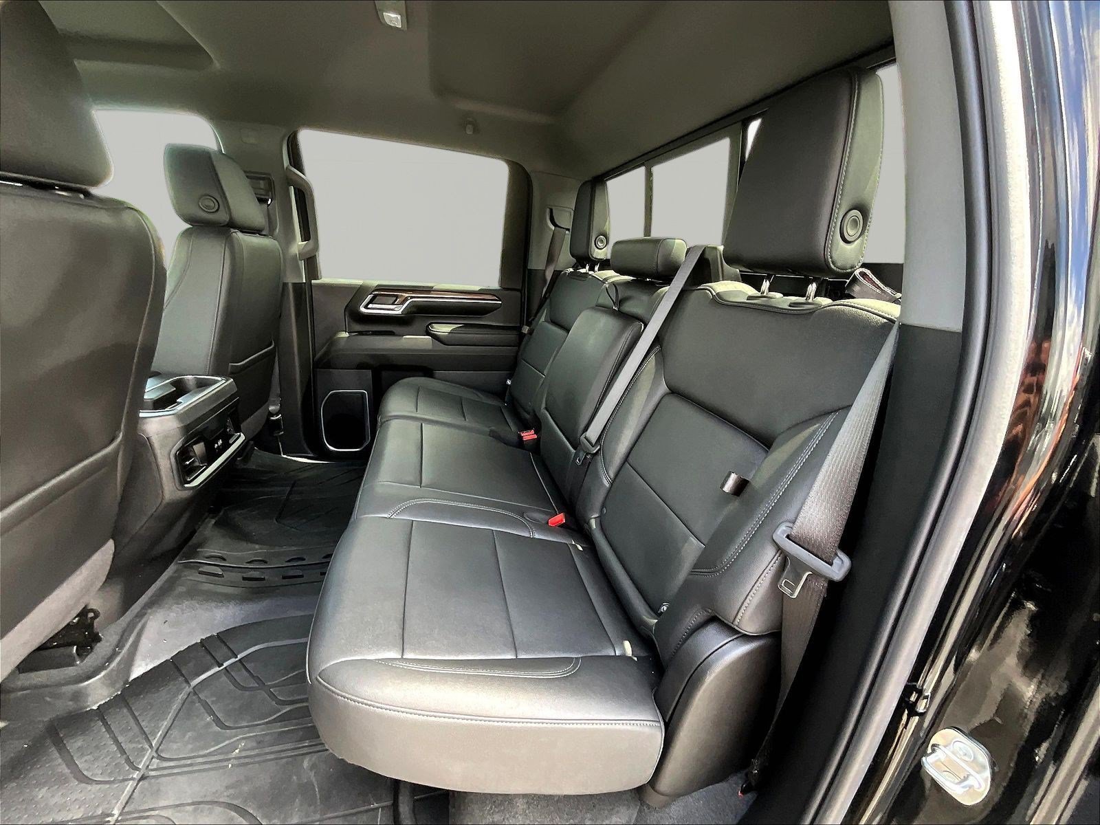 Used 2024 Chevrolet Silverado 3500 LT w/ All Star Edition AWD/4WD image 23