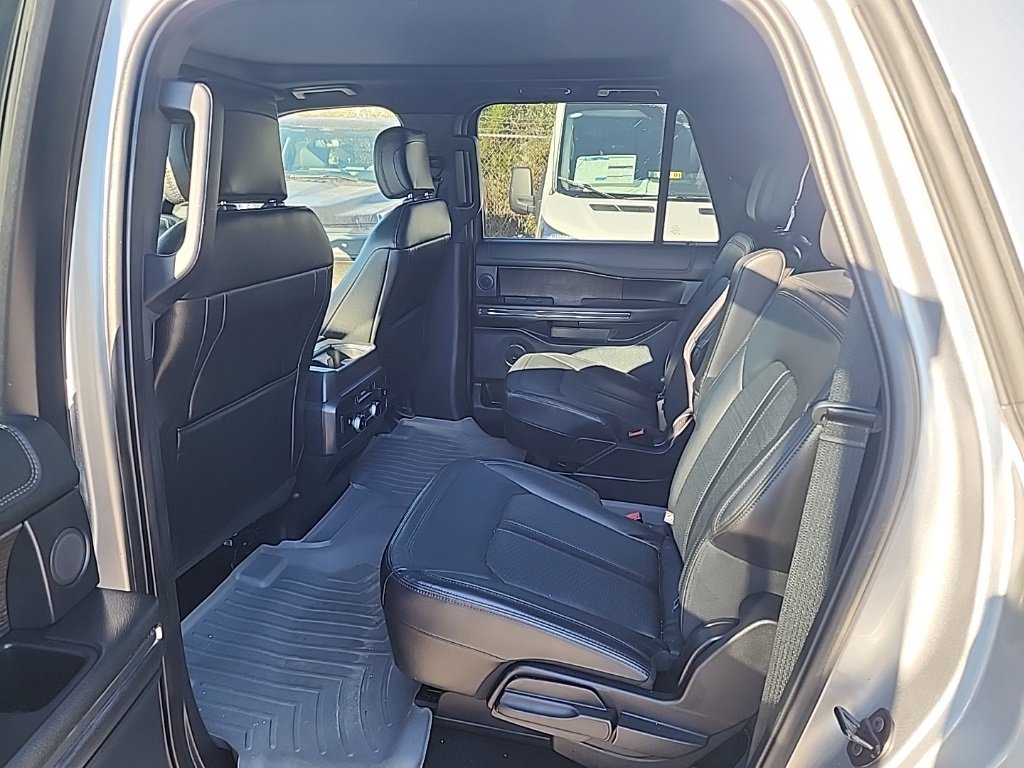 Certified 2020 Ford Expedition Max Limited w/ Equipment Group 301A image 5