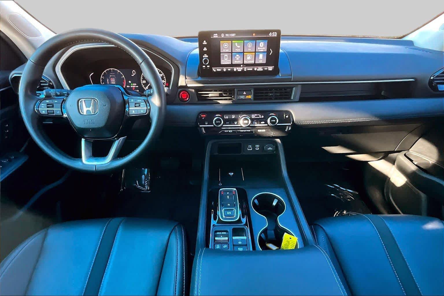 Used 2025 Honda Pilot EX-L image 16