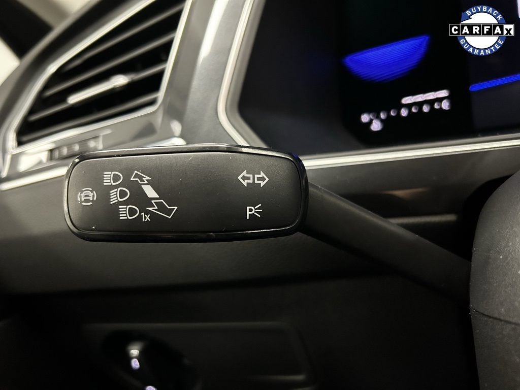 Used 2022 Volkswagen Tiguan SE FWD image 13