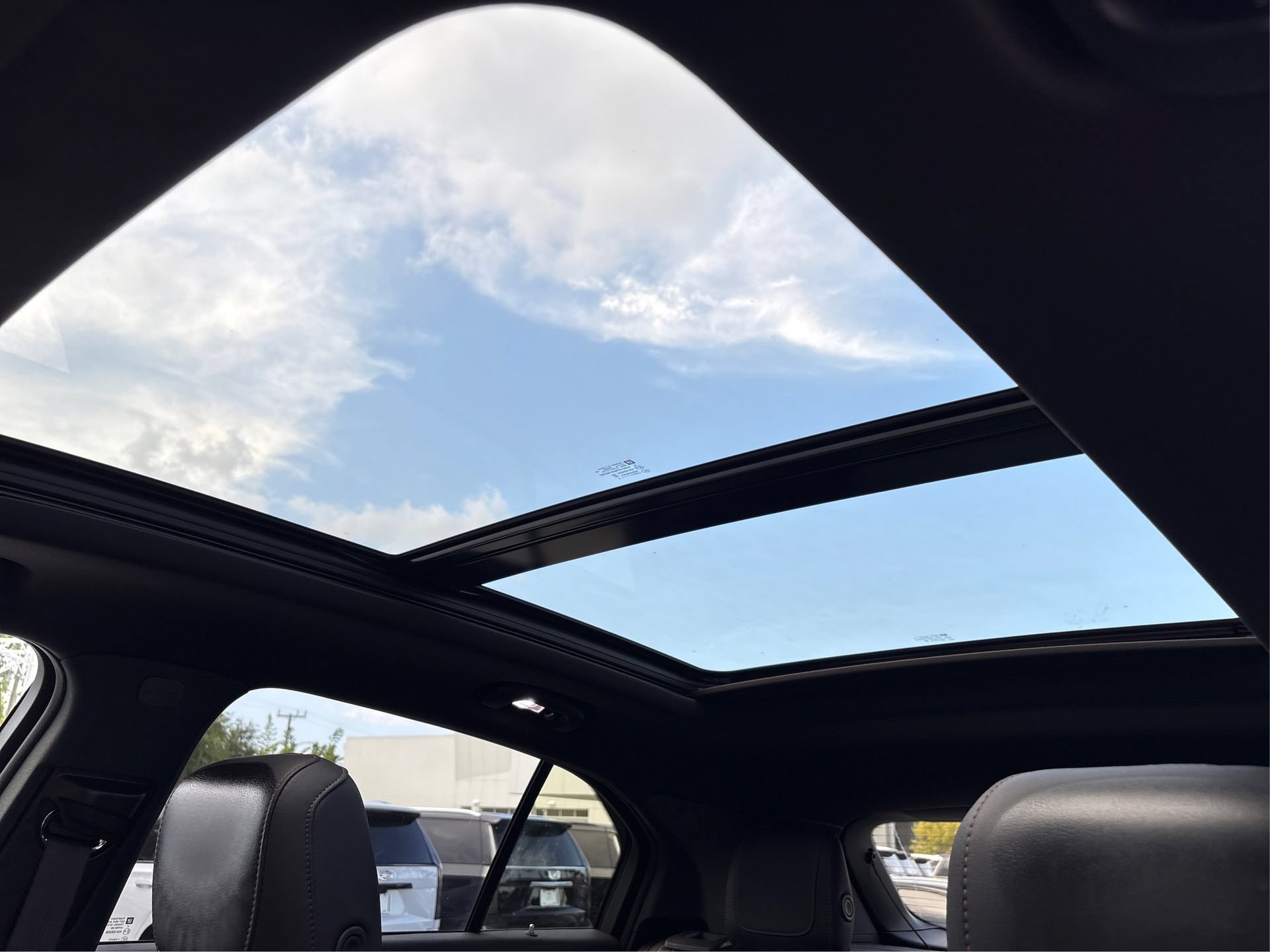 Used 2023 Cadillac XT4 Sport FWD image 29