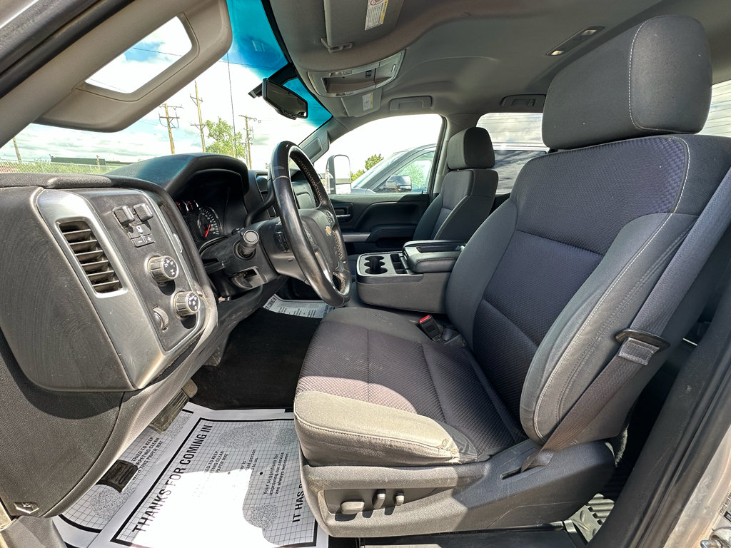 Used 2015 Chevrolet Silverado 3500 LT w/ LT Convenience Package AWD/4WD image 17