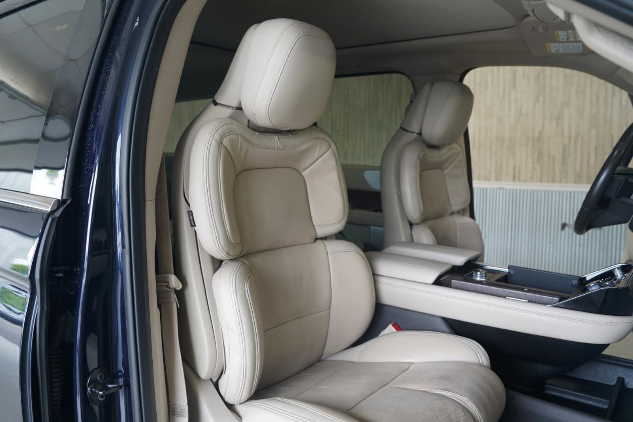 Used 2021 Lincoln Navigator L Reserve w/ Luxury Package AWD/4WD image 30