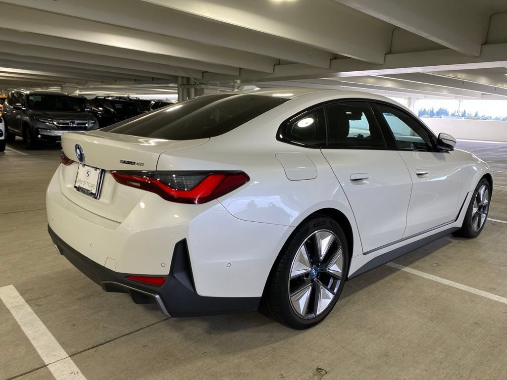 Certified 2023 BMW i4 eDrive40 w/ Premium Package RWD image 6