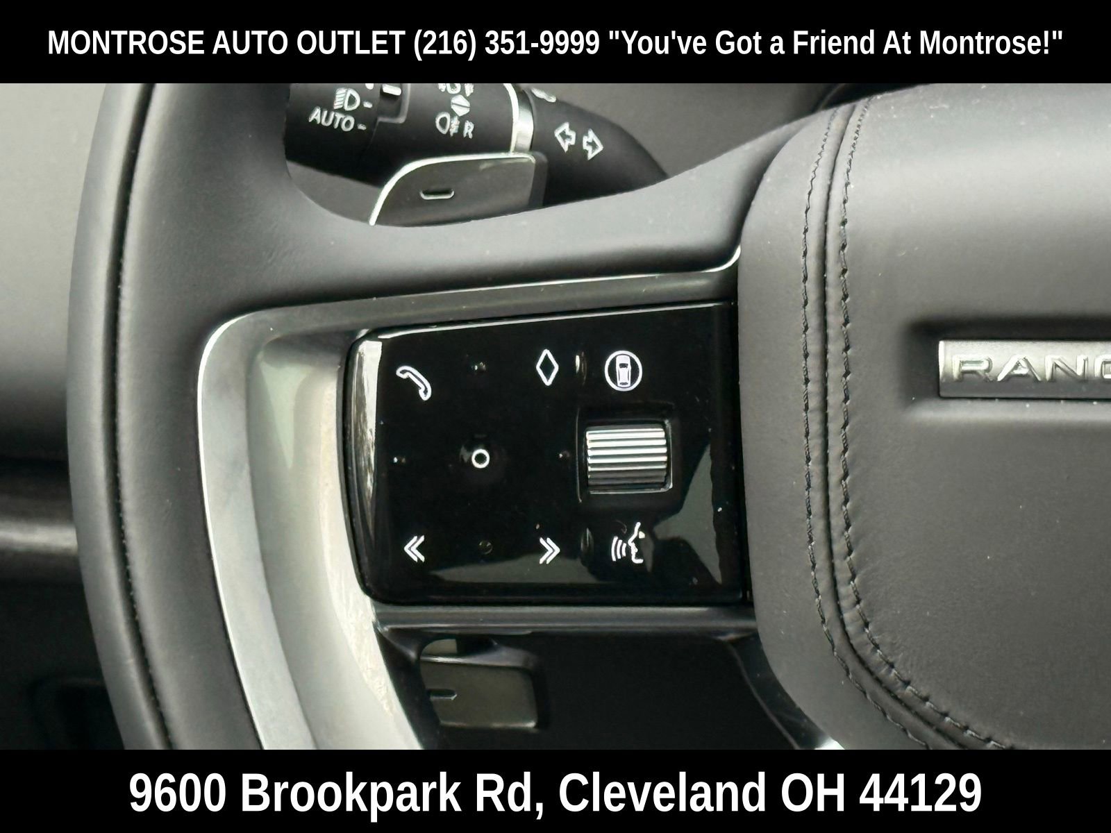 New 2025 Land Rover Range Rover SE image 30