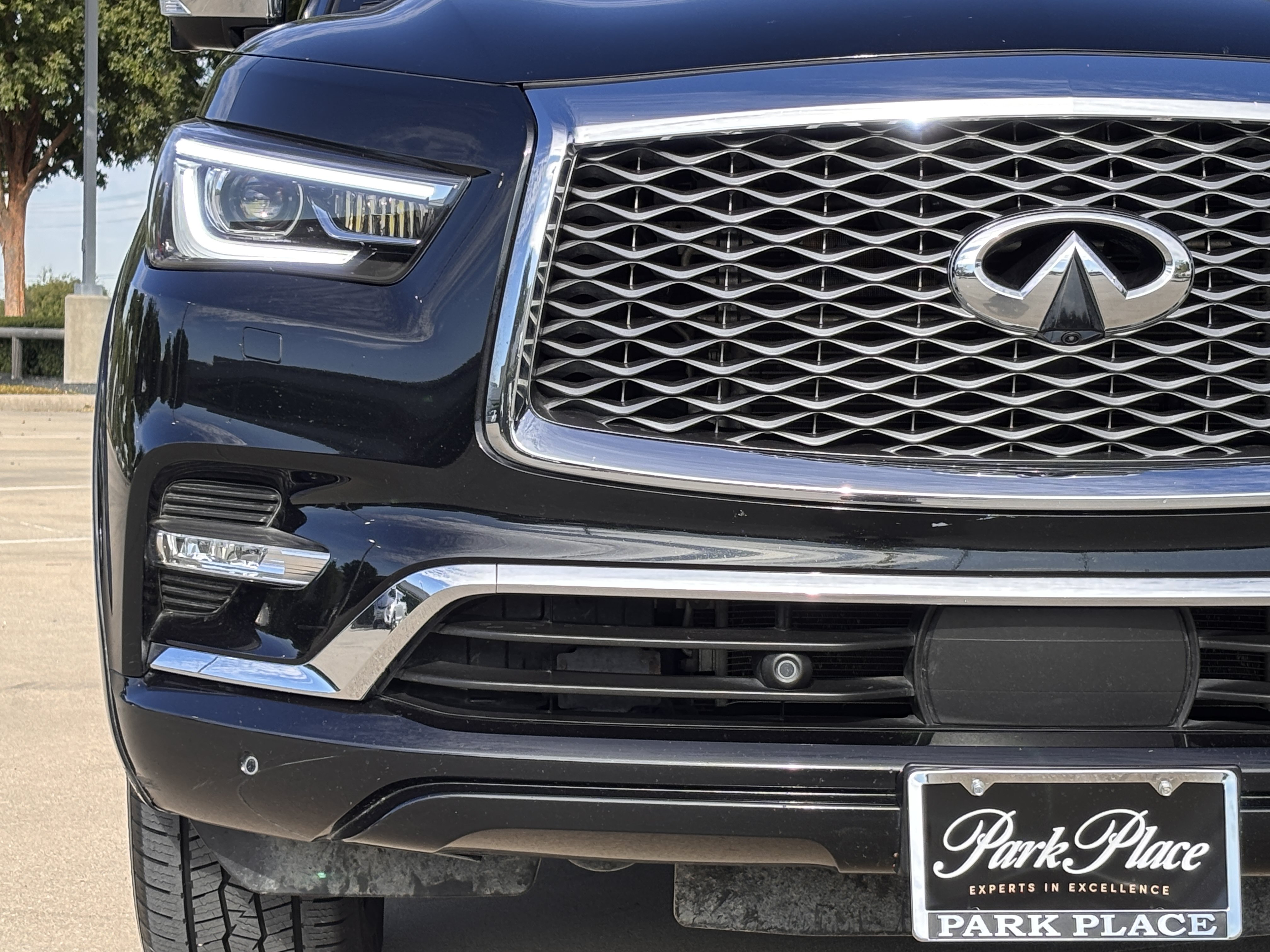 Used 2021 INFINITI QX80 Sensory w/ Cargo Package AWD/4WD image 7