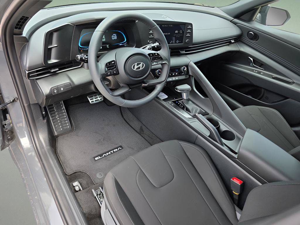 New 2026 Hyundai Elantra Sport FWD image 14