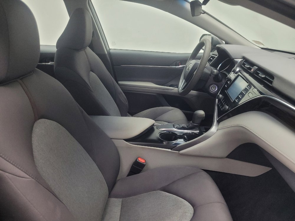 Used 2018 Toyota Camry FWD image 21