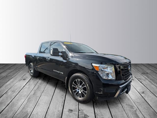 Used 2020 Nissan Titan SV w/ SV Convenience Package RWD image 2