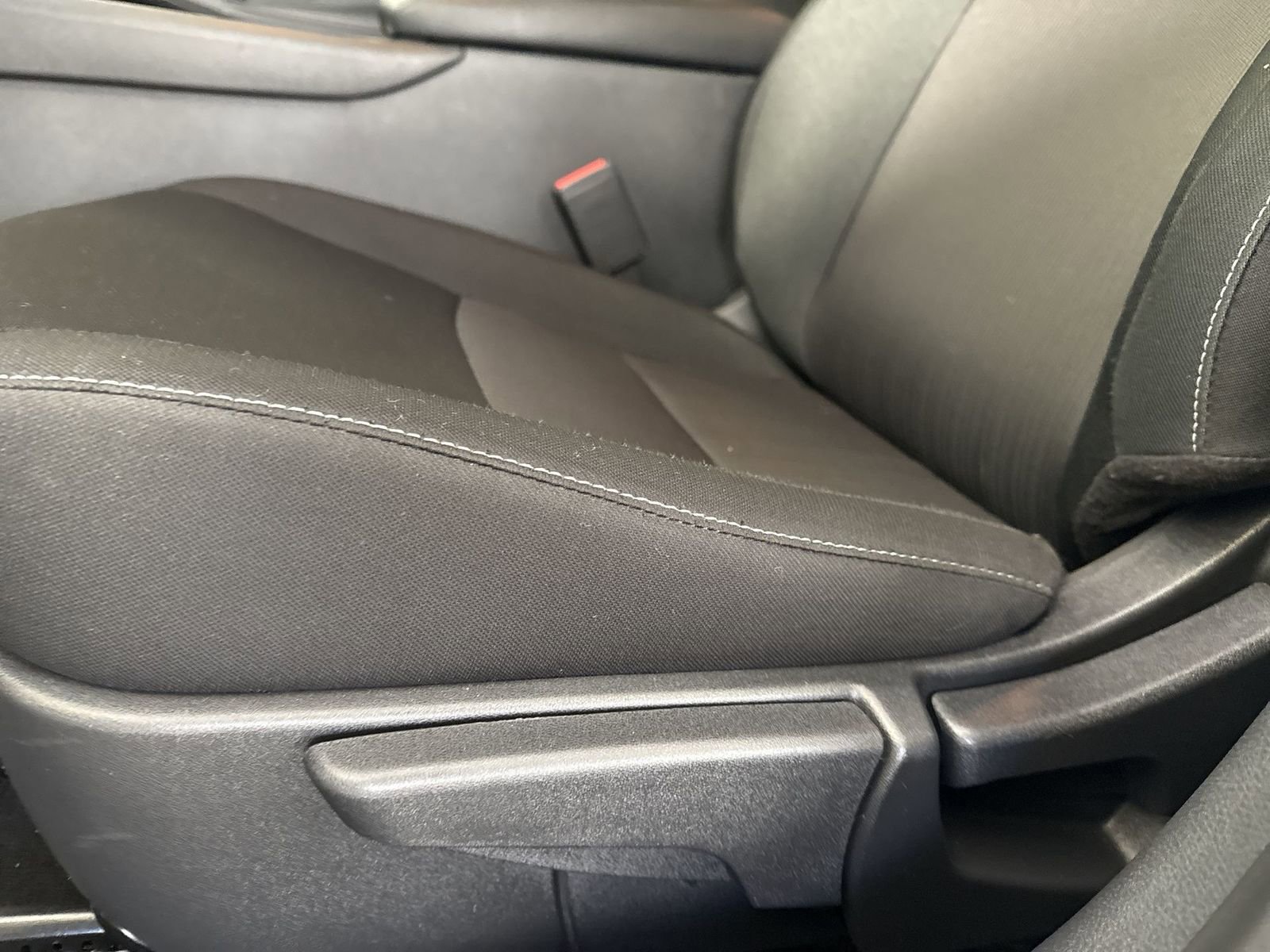 Certified 2025 Nissan Sentra SV image 22