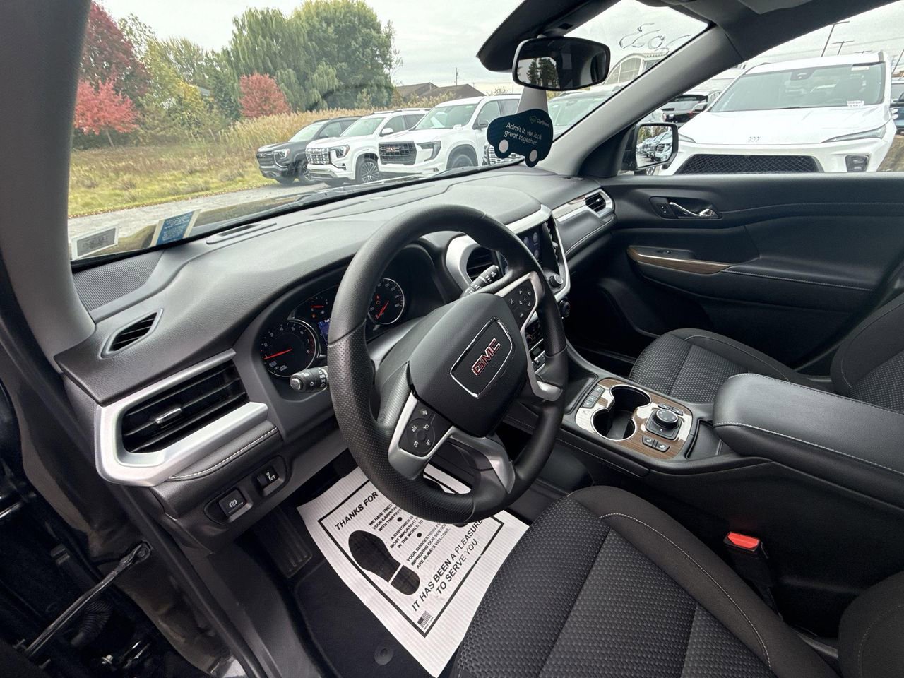 Certified 2023 GMC Acadia SLE w/ Driver Convenience Package image 15