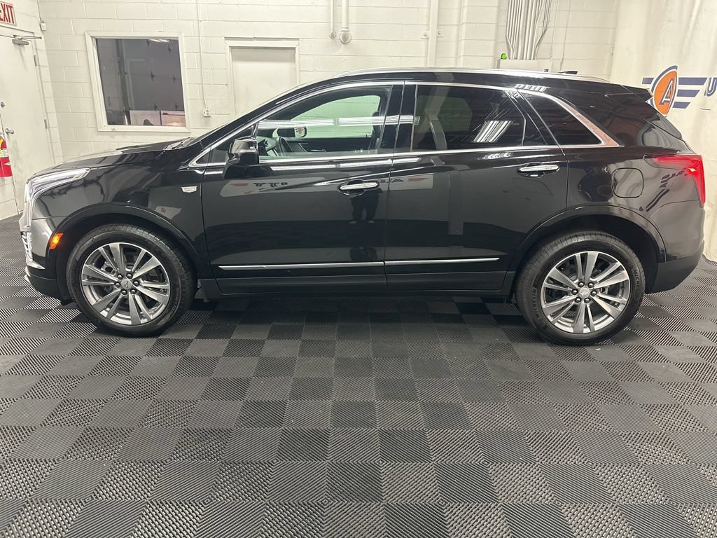 Used 2024 Cadillac XT5 Premium Luxury AWD/4WD image 6