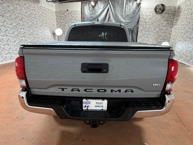 Used 2021 Toyota Tacoma SR5 RWD image 5