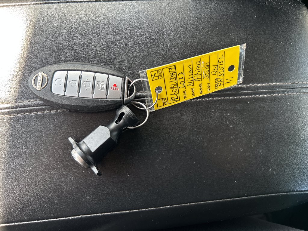 Used 2023 Nissan Altima 2.5 SV FWD image 28