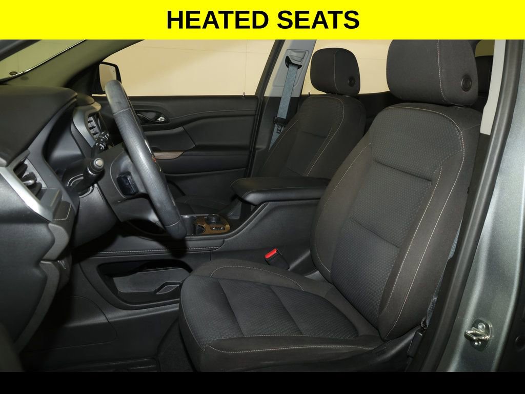 Used 2023 GMC Acadia SLE w/ Driver Convenience Package image 4