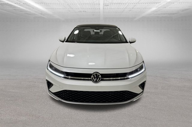 New 2026 Volkswagen Jetta SE image 2