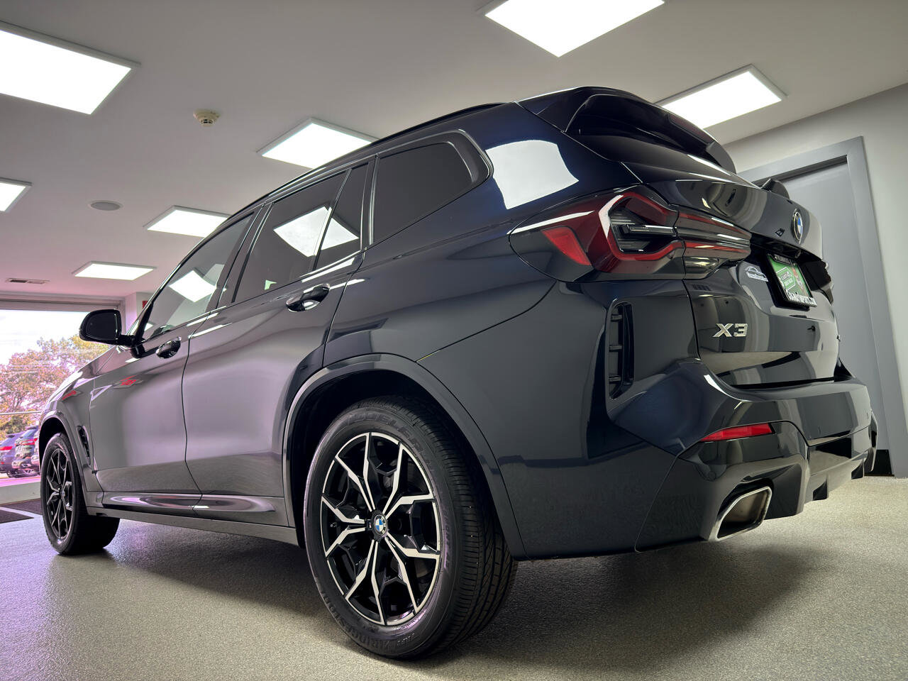 Used 2022 BMW X3 xDrive30i w/ M Sport Package 2 image 5